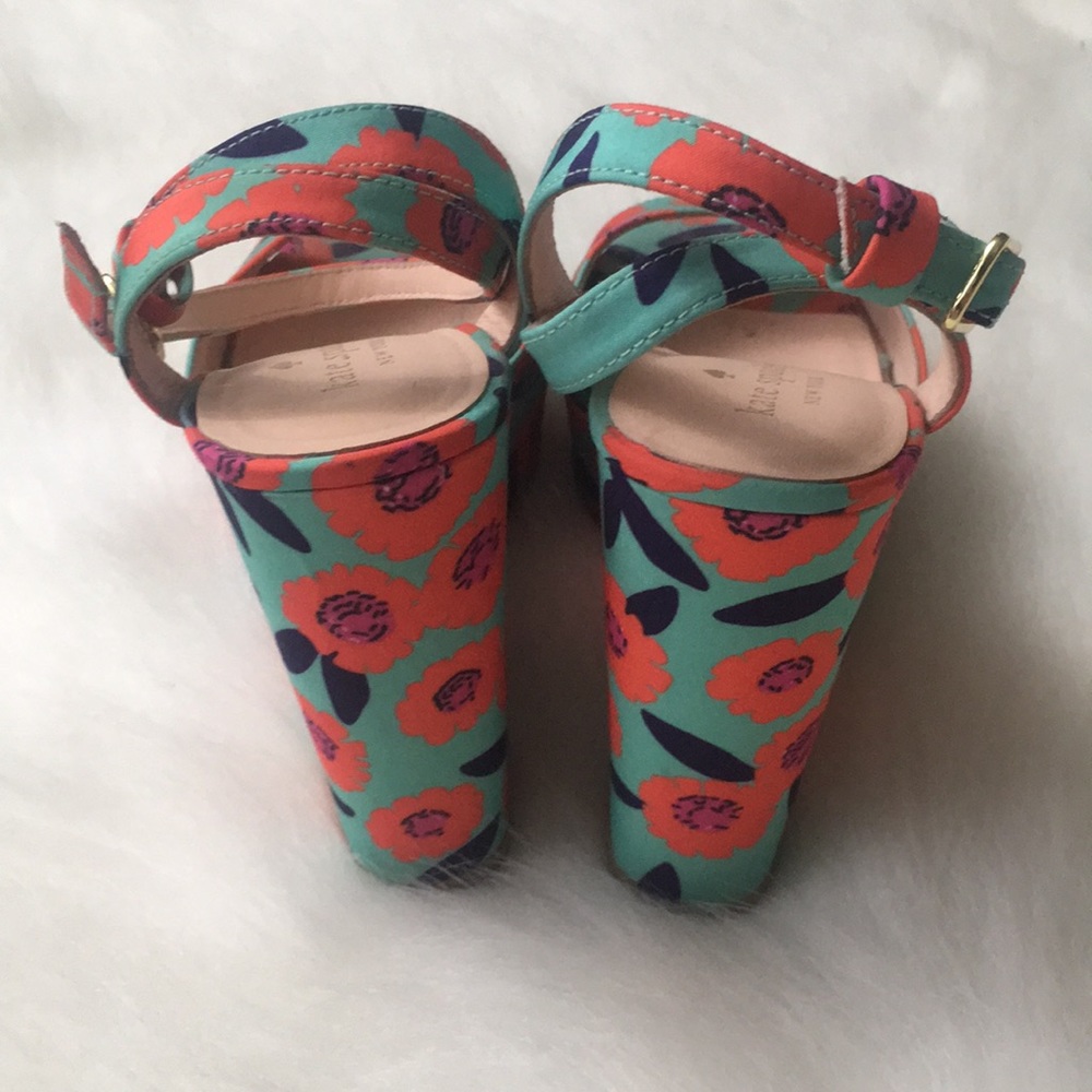 Kate Spade Floral Wedges, Size 7.5 - Picture 3 of 8
